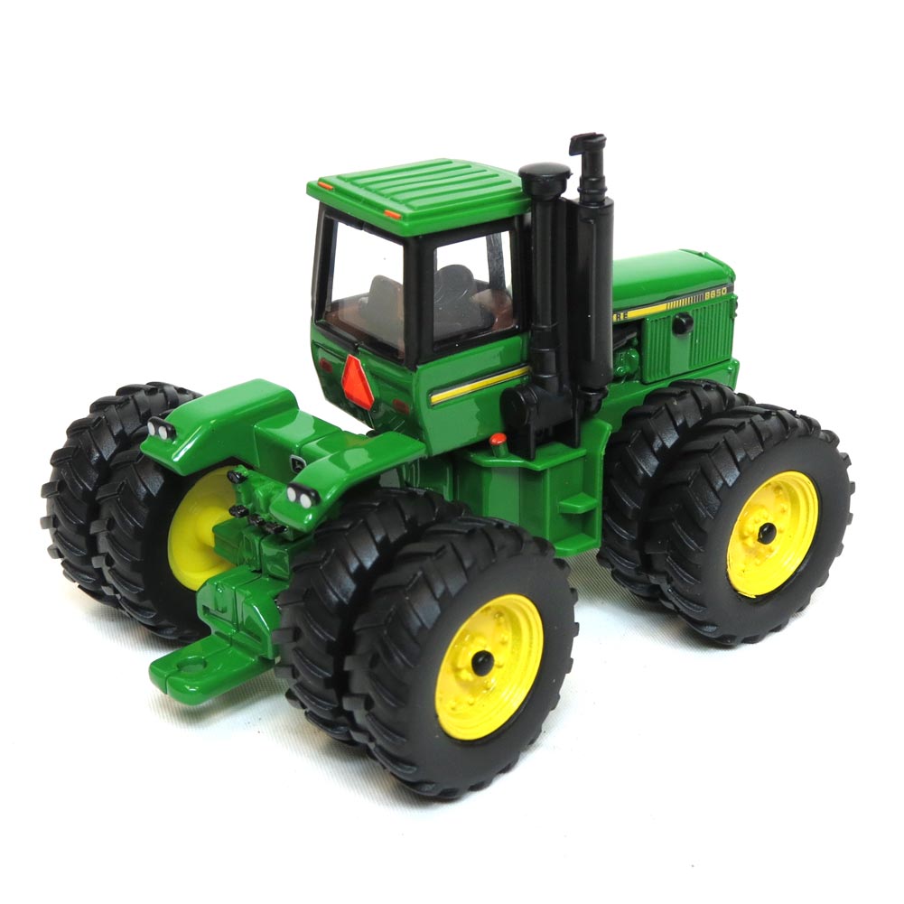 1/64 John Deere 8650 4WD With Duals, 2016 National Farm Toy Show