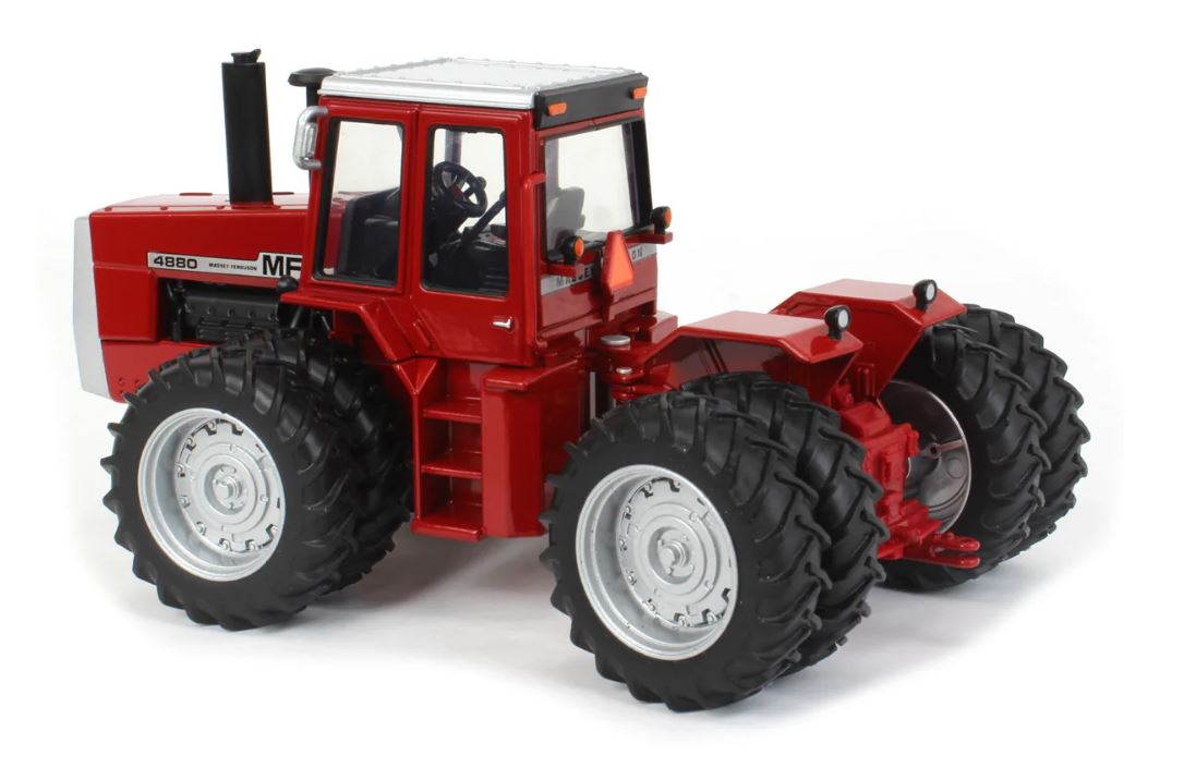 1/32 Massey Ferguson 4880 4WD Tractor, ERTL Prestige Collection