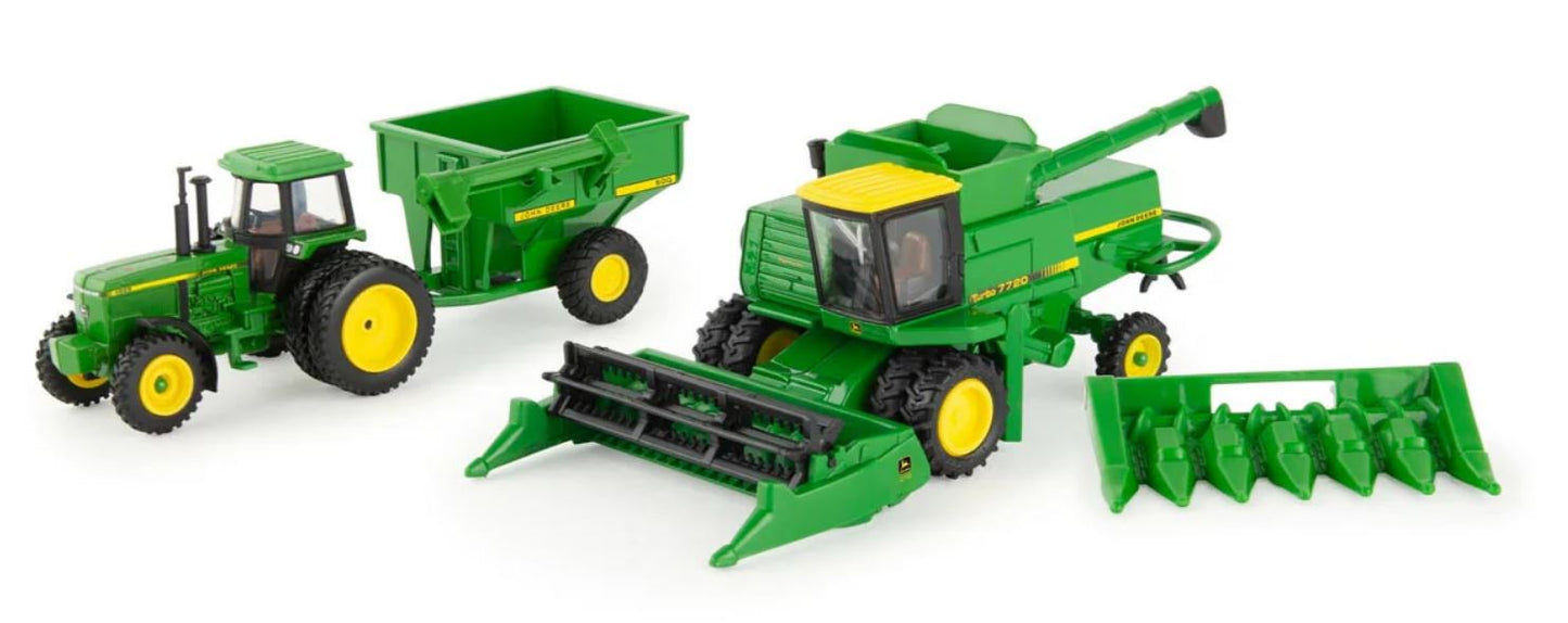 1/64 John Deere Vintage 7720 Combine Harvesting Set by ERTL