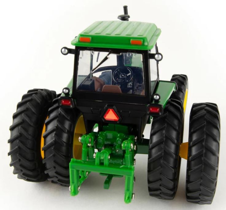 1/32 John Deere 4450 MFWD with Rear Duals, 2023 National Farm Toy Museum Select Series