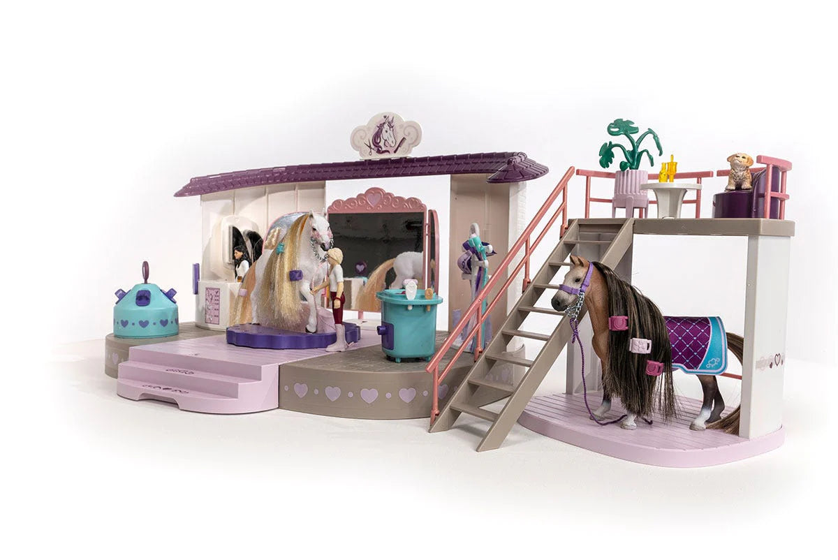 Sofia's Beauties Horse Beauty Salon