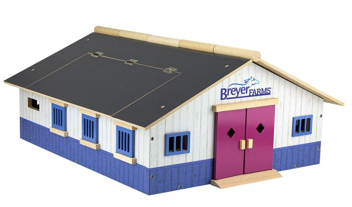 Breyer Farms Deluxe Stable Playset