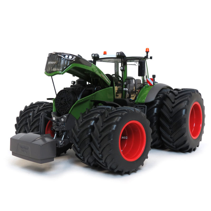 1/32 High Detail Fendt 1050 With Front & Rear Duals