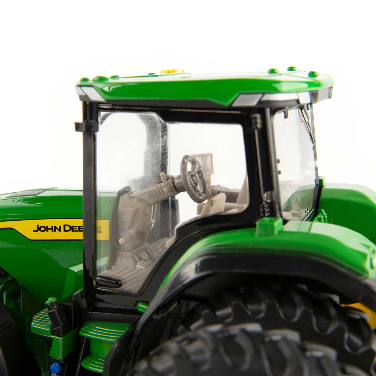 1/32 John Deere 8R 370 MFWD Tractor