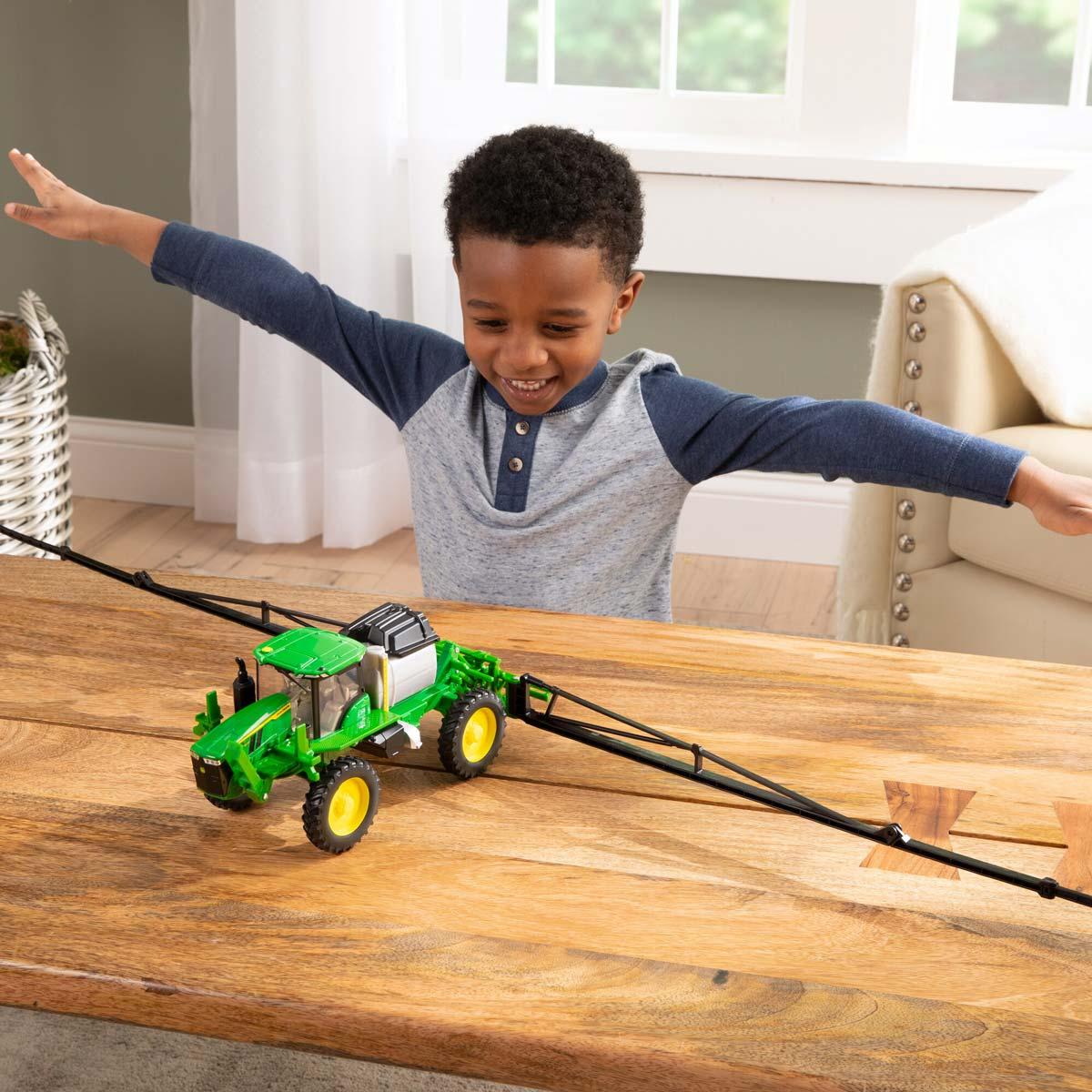 John Deere, 412R Sprayer, Diecast - Howelling Toys & Collectables South ...