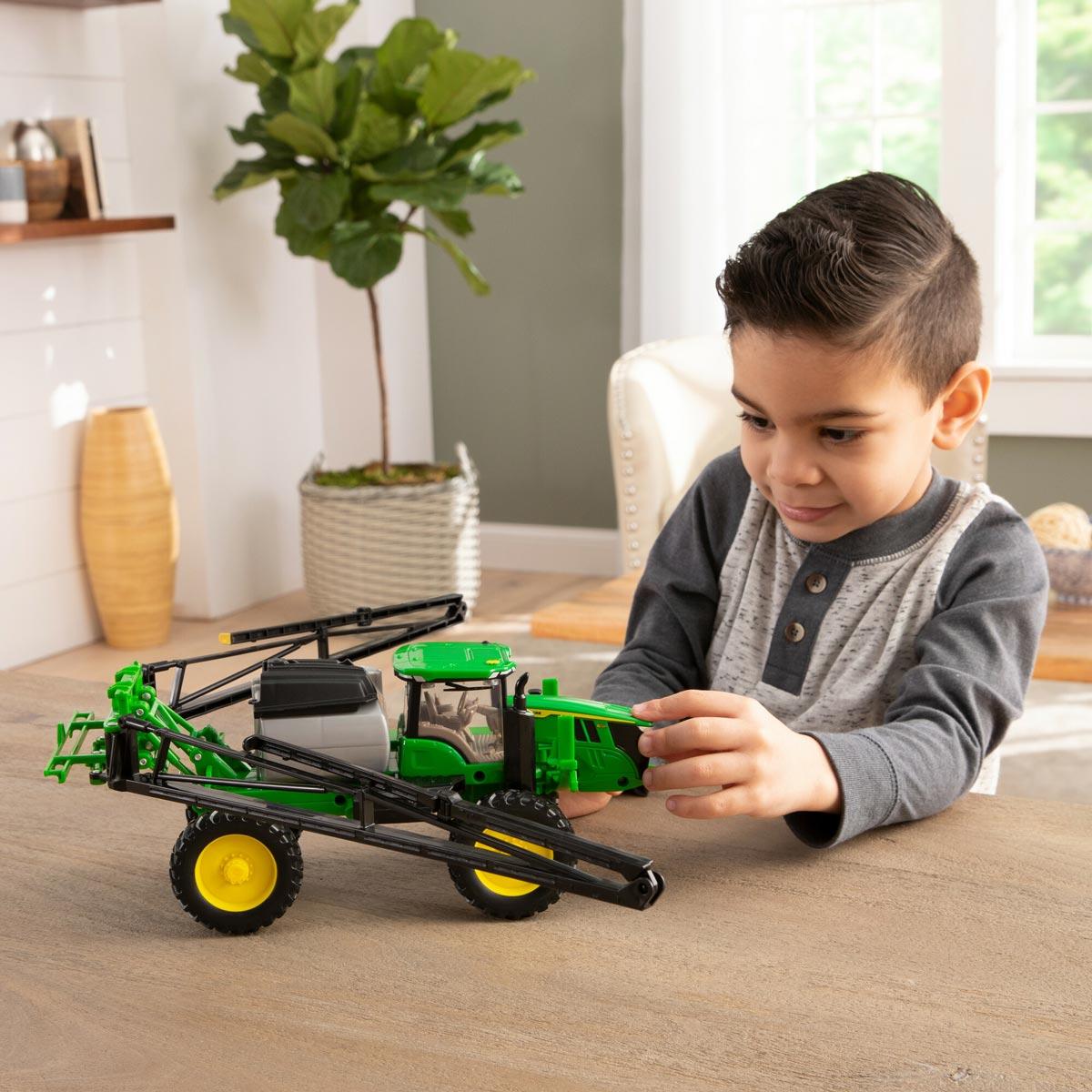 John Deere, 412R Sprayer, Diecast - Howelling Toys & Collectables South ...
