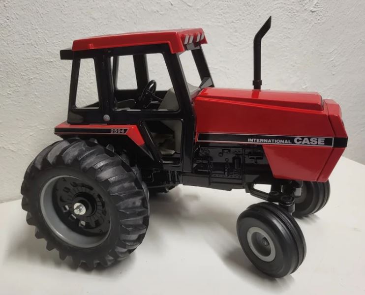 1/16 Case IH 2594 Tractor