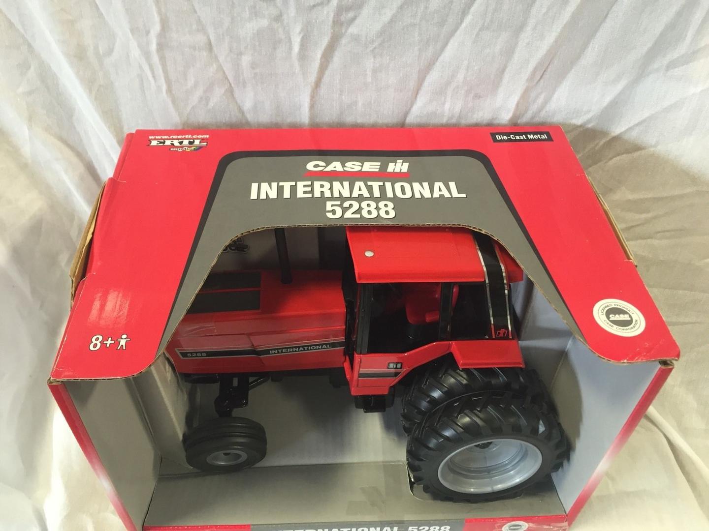 1/16 Case IH 5288 Rear Duals Tractor