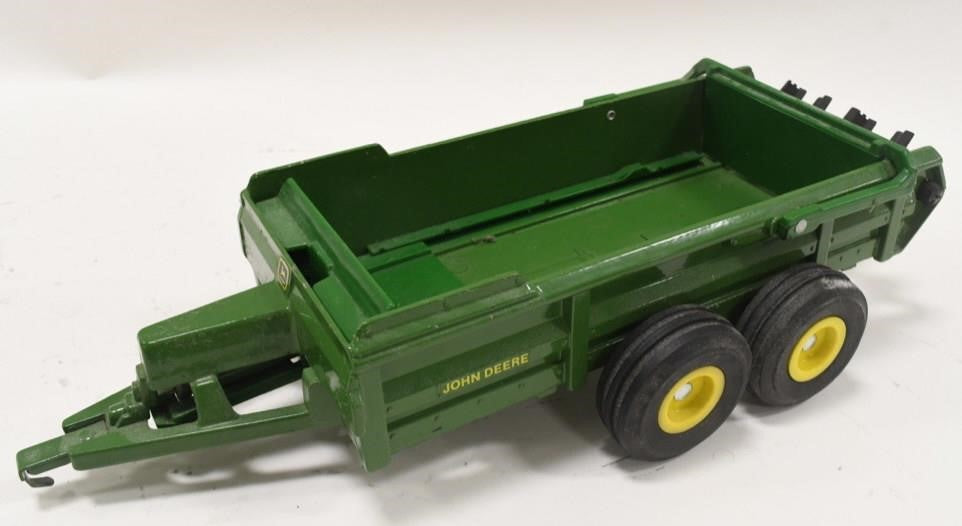 1/16 John Deere Hydra Spreader Implement