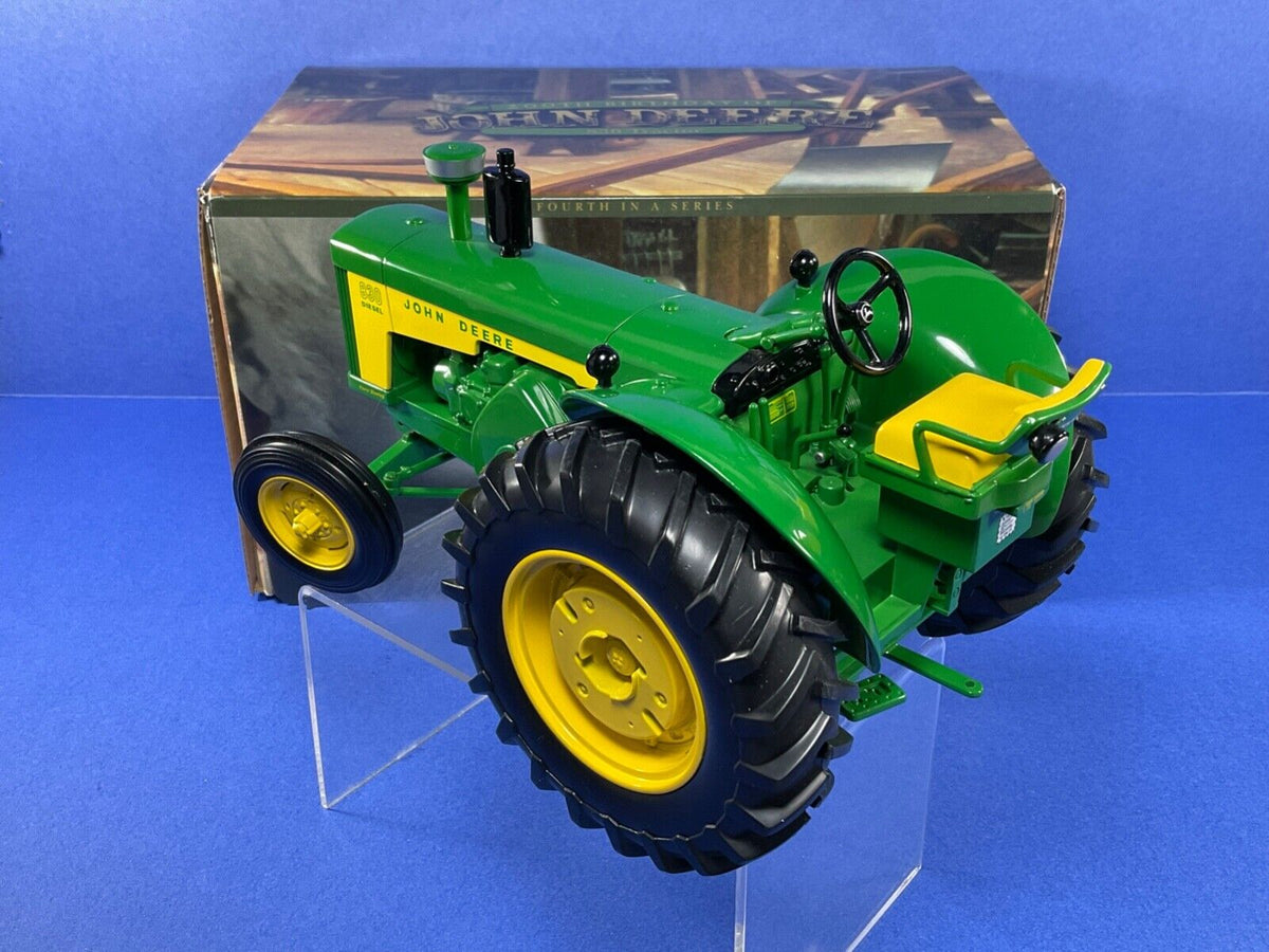 1/16 John Deere 830 Tractor Anniversary Edition