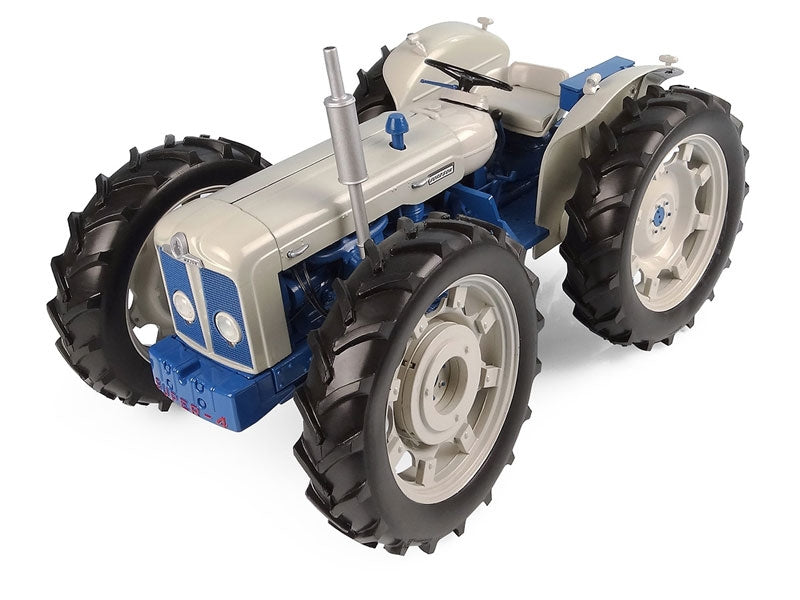 1/16 Fordson County Super 4 Tractor