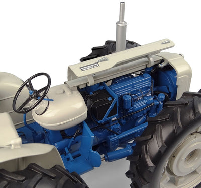 1/16 Fordson County Super 4 Tractor