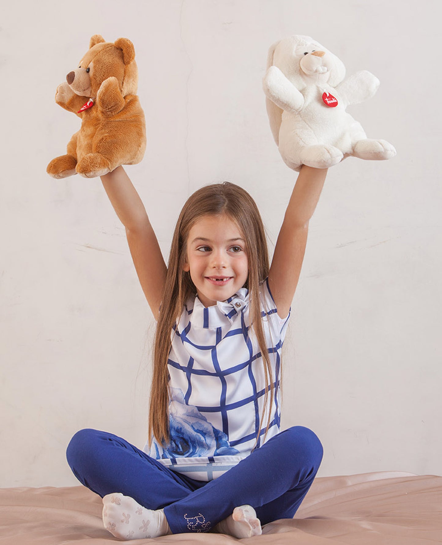 Puppet Bear - 25cm