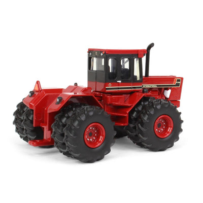 1/64 International Harvester 4786 4WD W/ Front & Rear Duals