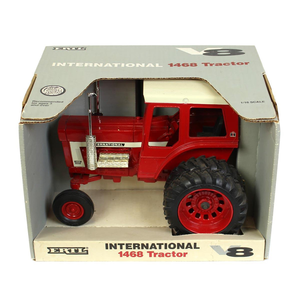 1/16 Case IH 1468 Rear Duals Tractor