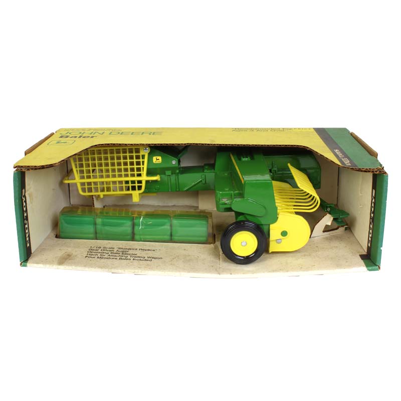 1/16 John Deere Square Baler Implement