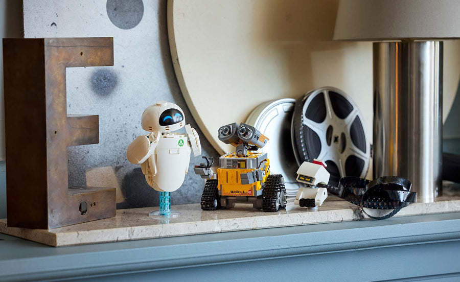 Wall-E And Eve