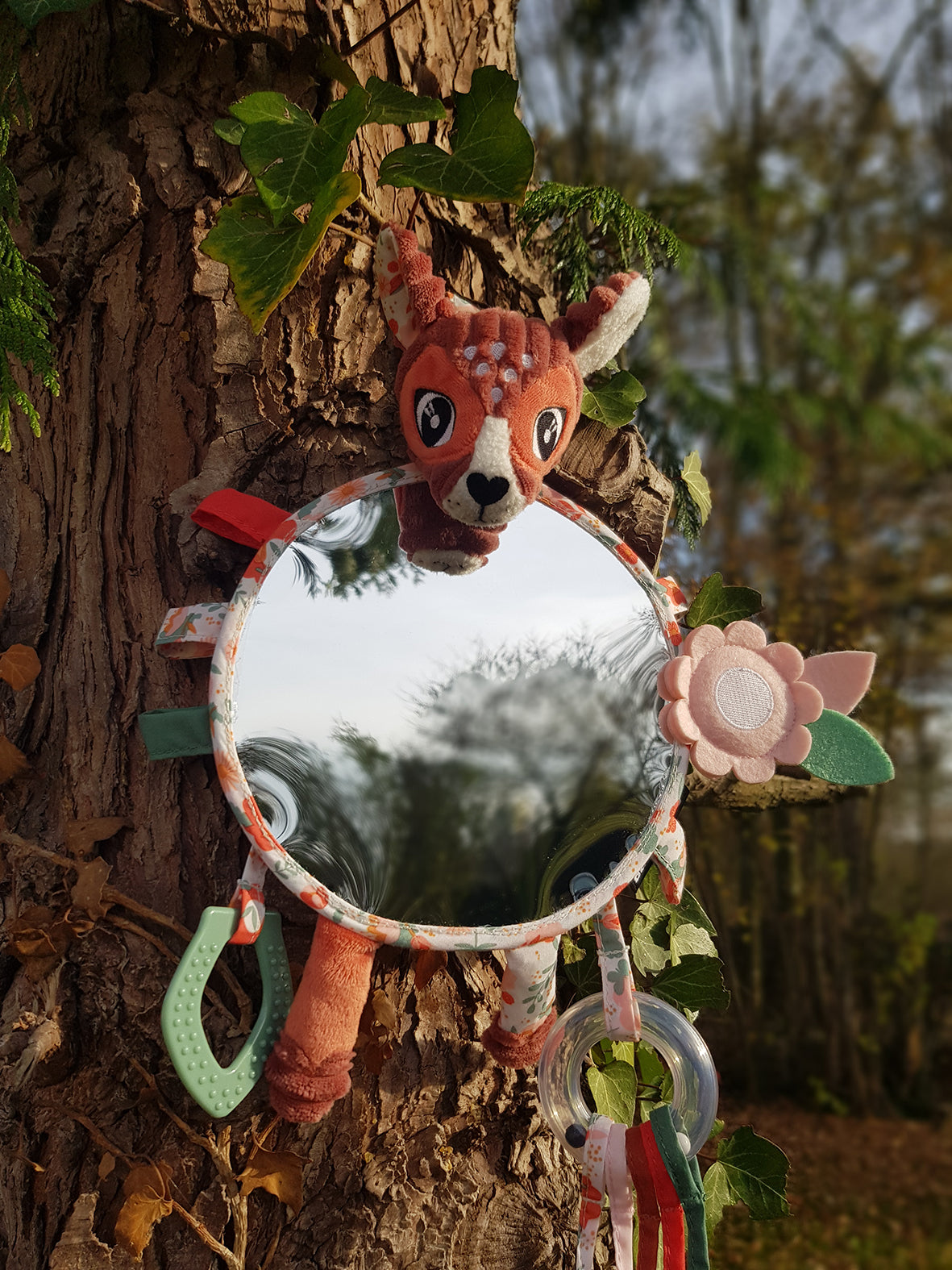 Large Discovery Activity Mirror Melimelos the Deer - 29cm